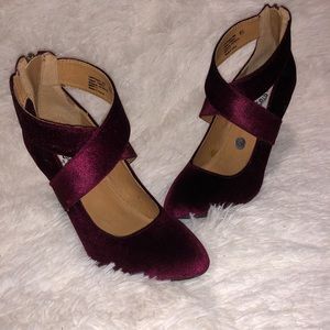 Burgundy Laura Morano high heels